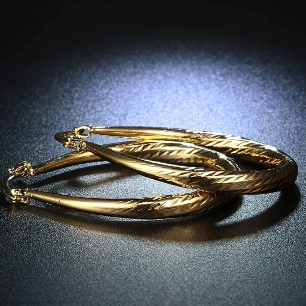 Gold Tone Hoop Earrings - Picture 4 of 4
